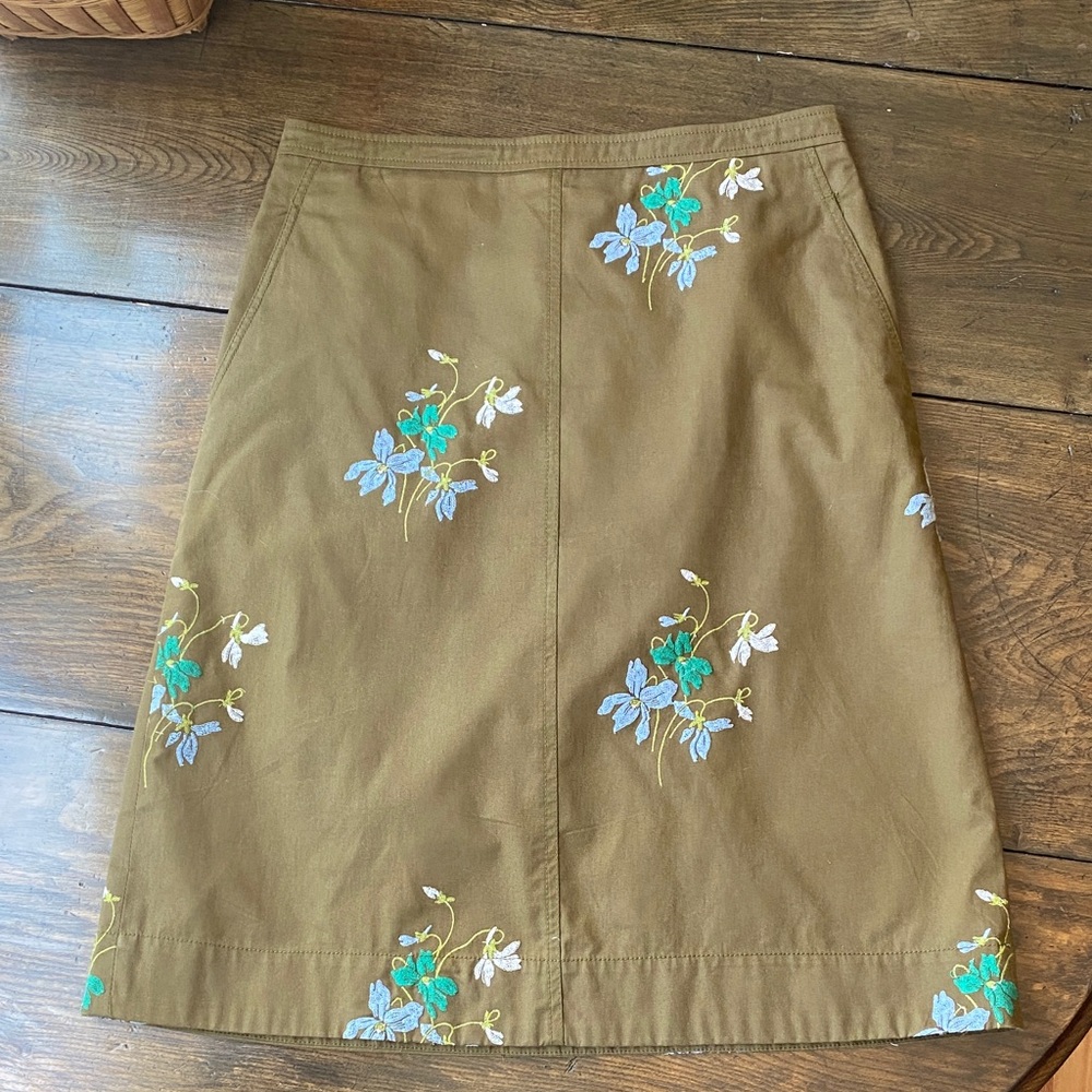 Ann Taylor Olive Floral Embroidered Skirt